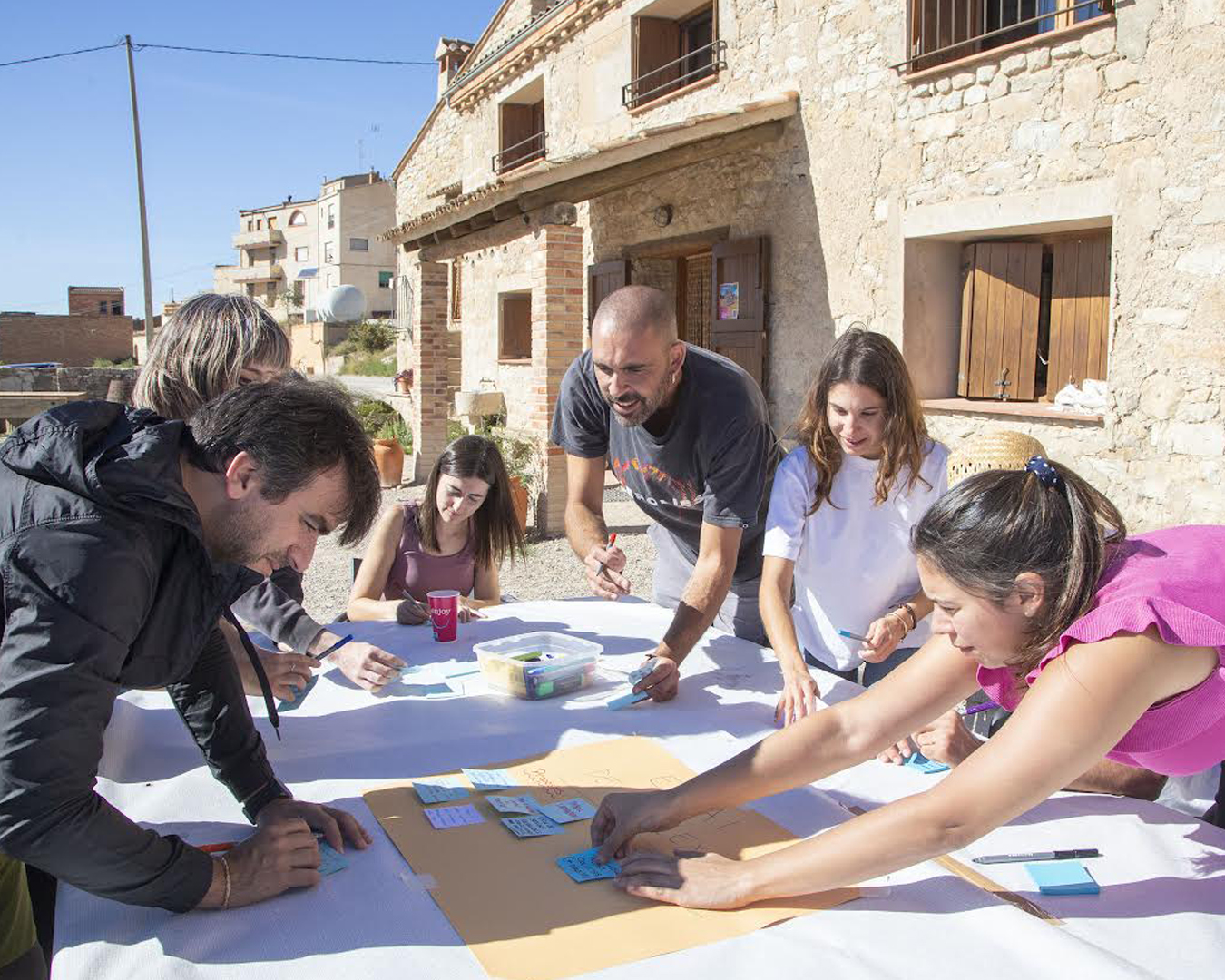 Ruralitats Comunitàries és un projecte que proposa solucions innovadores per als problemes dels territoris rurals despoblats.
