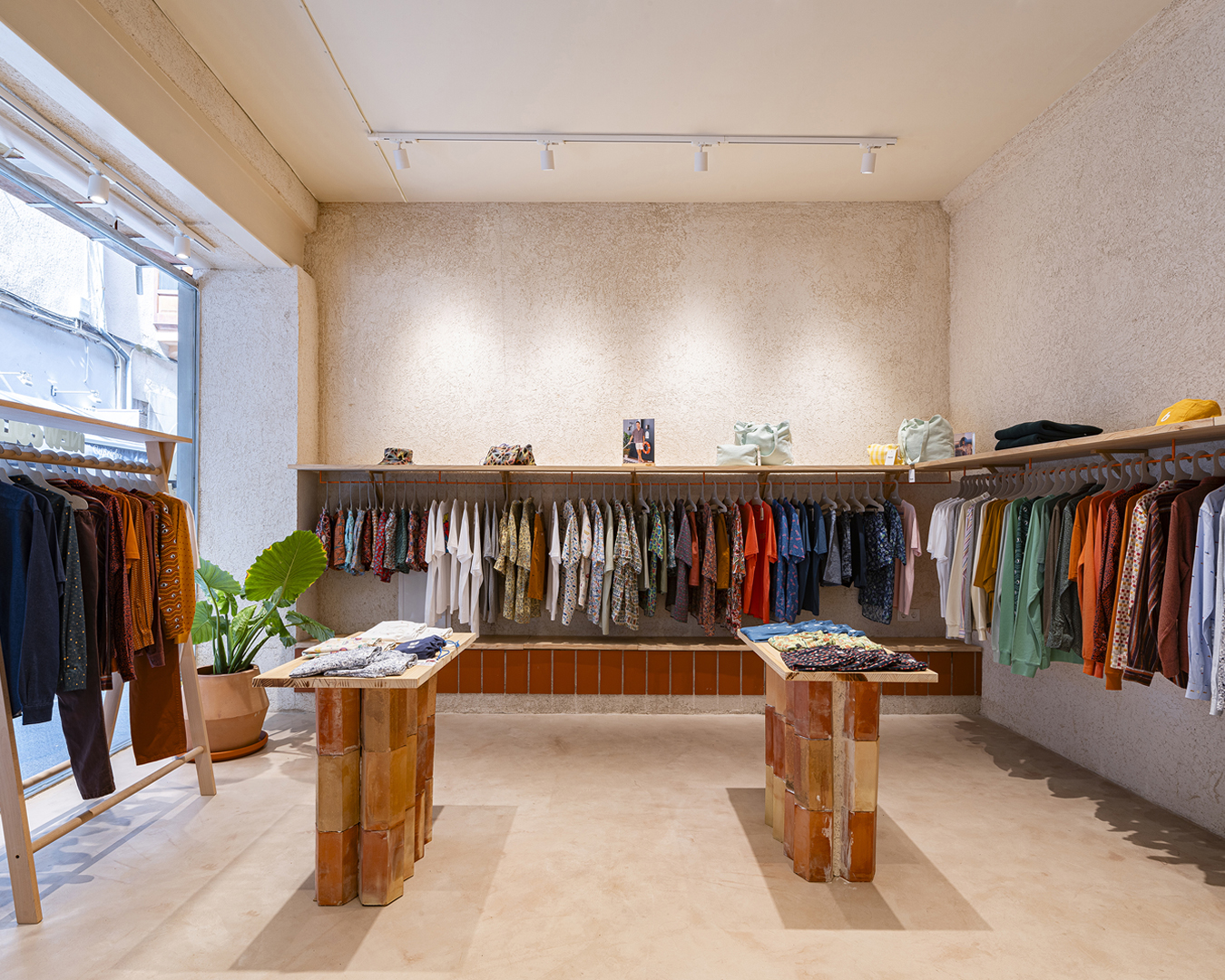 Botiga Brava Fabrics
